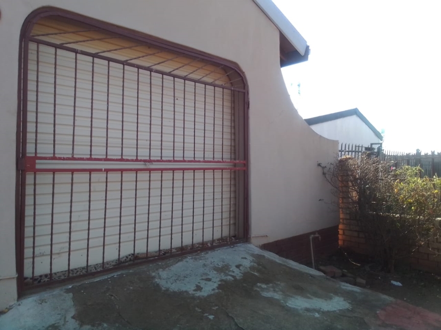 3 Bedroom Property for Sale in Dukathole Eastern Cape